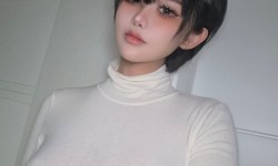 코스프레 모델 겸 틱톡커 미쳐버린 피지컬